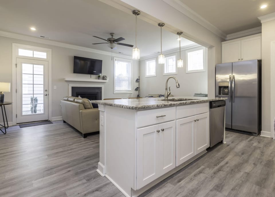 1st floor kitchen/living