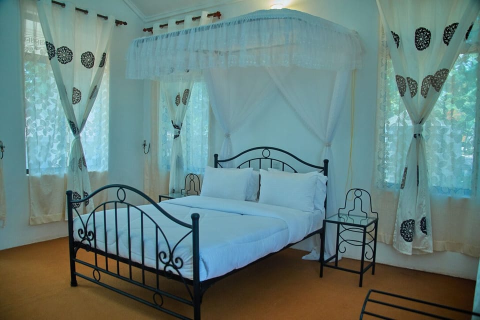 Comfort Single Room | Desk, laptop workspace, free WiFi, bed sheets