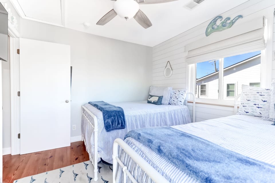 2 Double Beds W/ Porch Access
