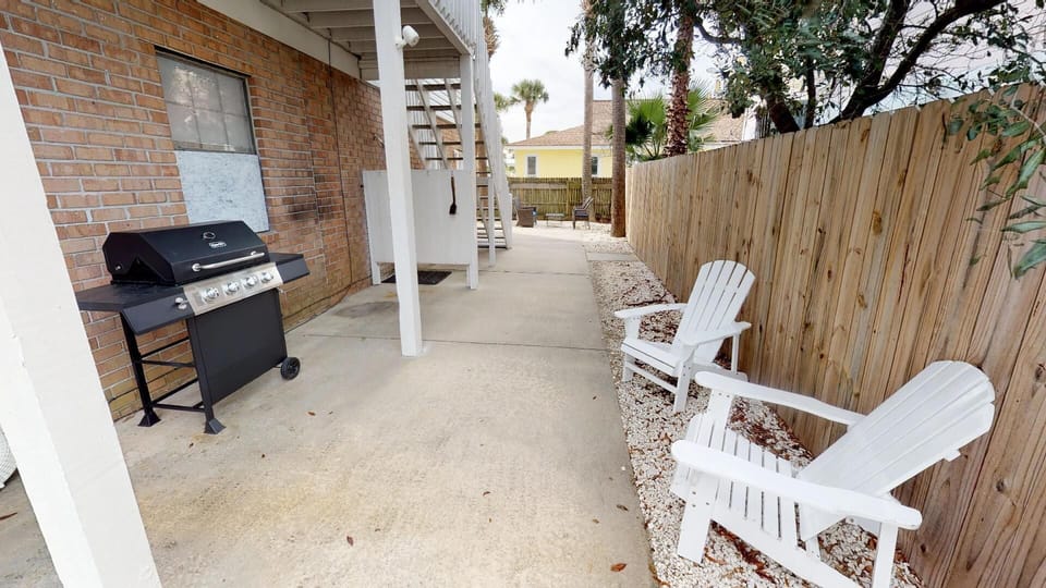 Outdoor Grilling Space