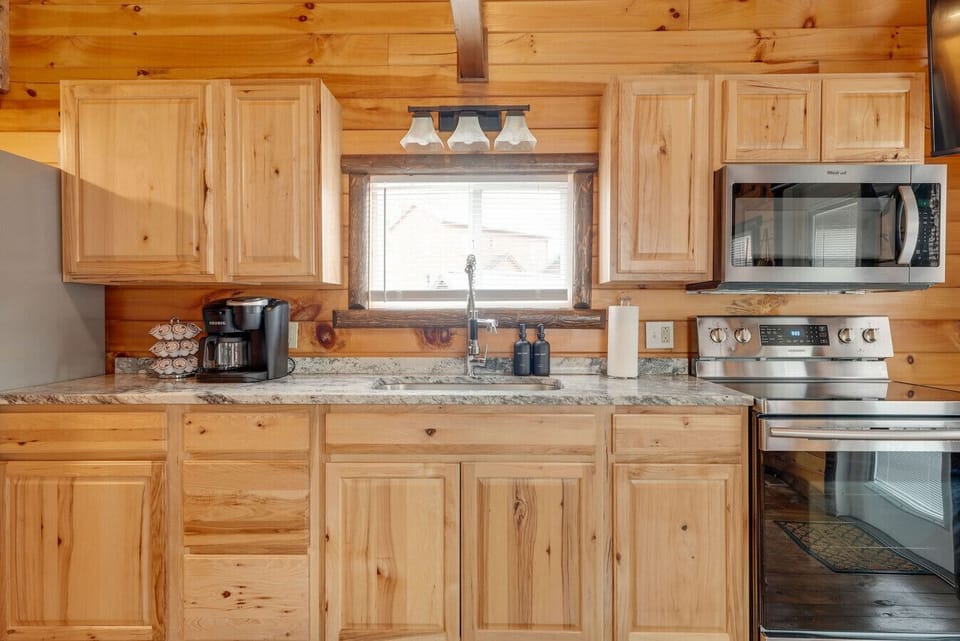 Full Kitchen