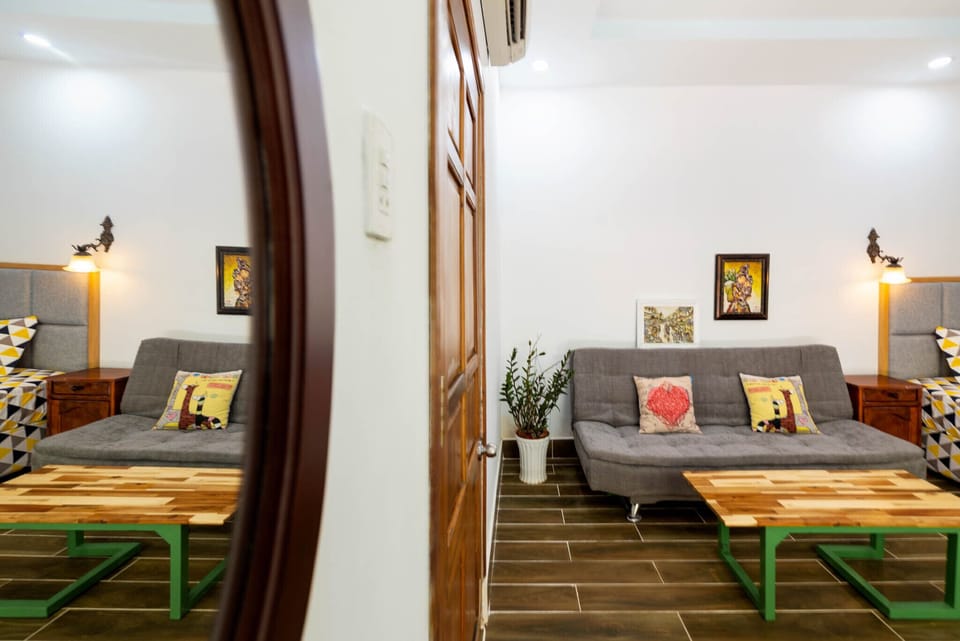 Basic Double or Twin Room, Multiple Beds, Patio | Bathroom | Shower, rainfall showerhead, free toiletries, hair dryer
