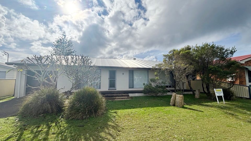 External view of the property. 