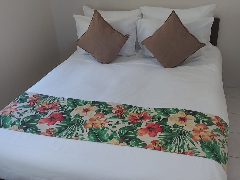 3 bedrooms, iron/ironing board, free WiFi