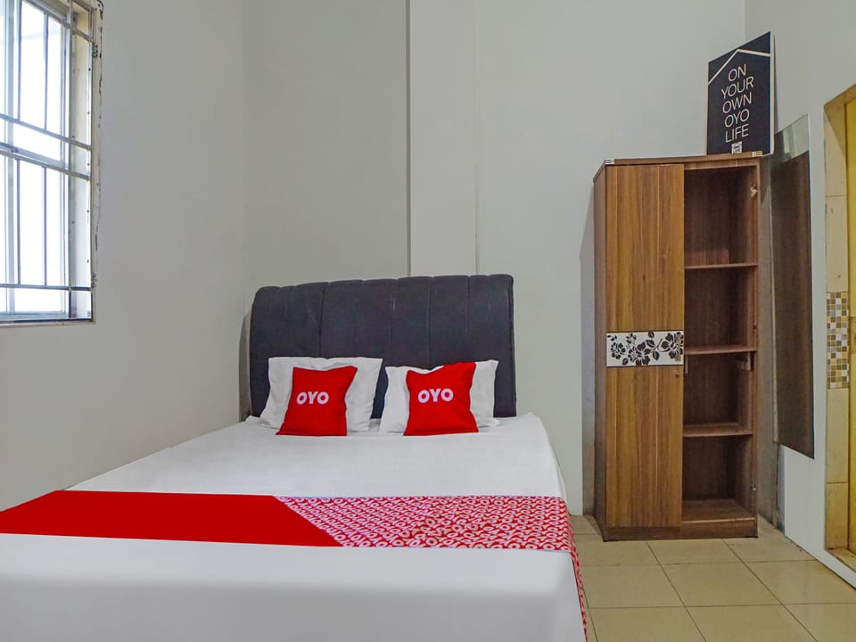 Standard Double Room | WiFi (free), bed sheets
