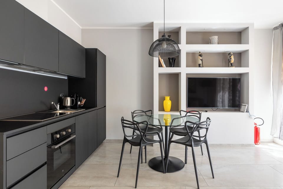 Apartment, 1 Bedroom | Private kitchen | Full-size fridge, oven, stovetop, espresso maker