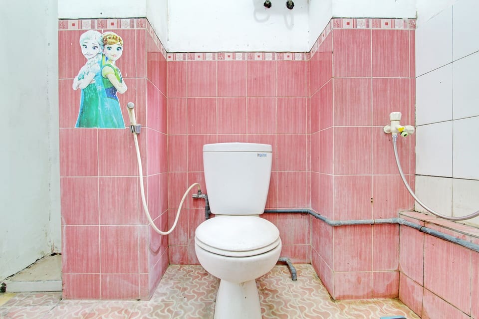Double Room | Bathroom | Shower, towels