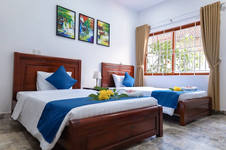 Standard Twin Room | Minibar, desk, laptop workspace, free WiFi
