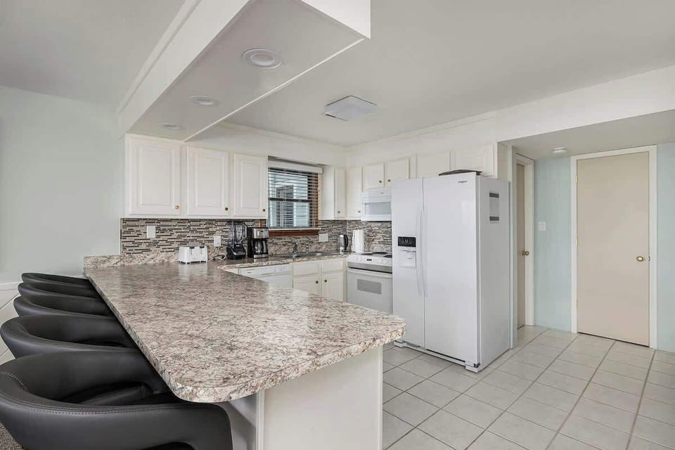 We provide all the utensils you need so that you can create those home cooked meals on vacation!