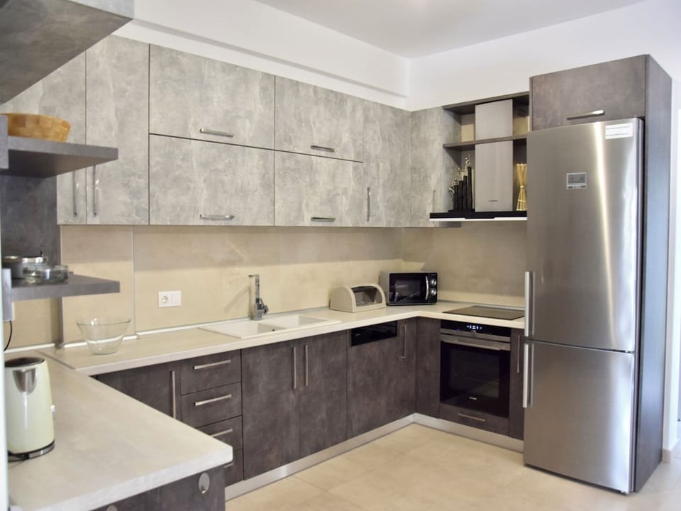 Villa, 6 Bedrooms, Private Pool, Garden View | Interior