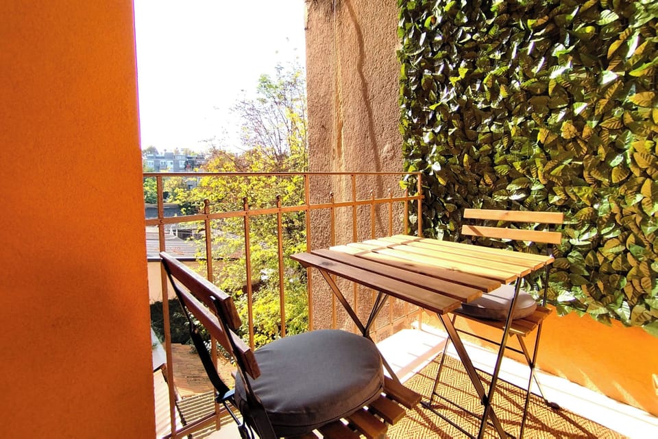 Family Apartment, 2 Bedrooms, Balcony (Spacious Apartment In Heart Of Zagreb) | Outdoor dining