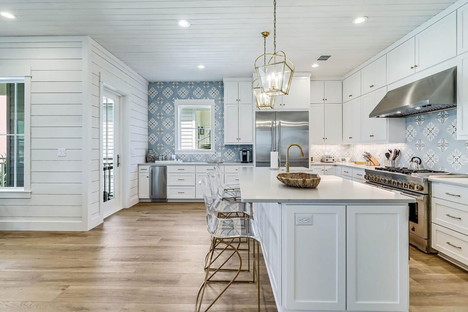 Kitchen, 2nd Floor