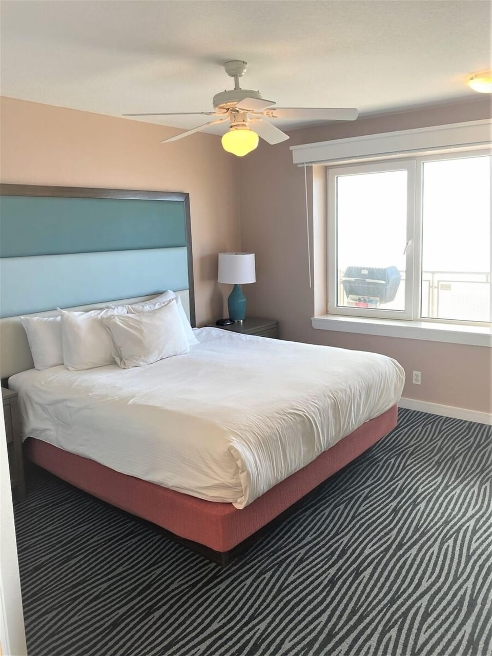 SR-3BedOF-NoLogo-0423-006