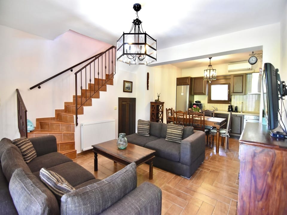 Villa, 3 Bedrooms, Balcony, Garden View | Living room
