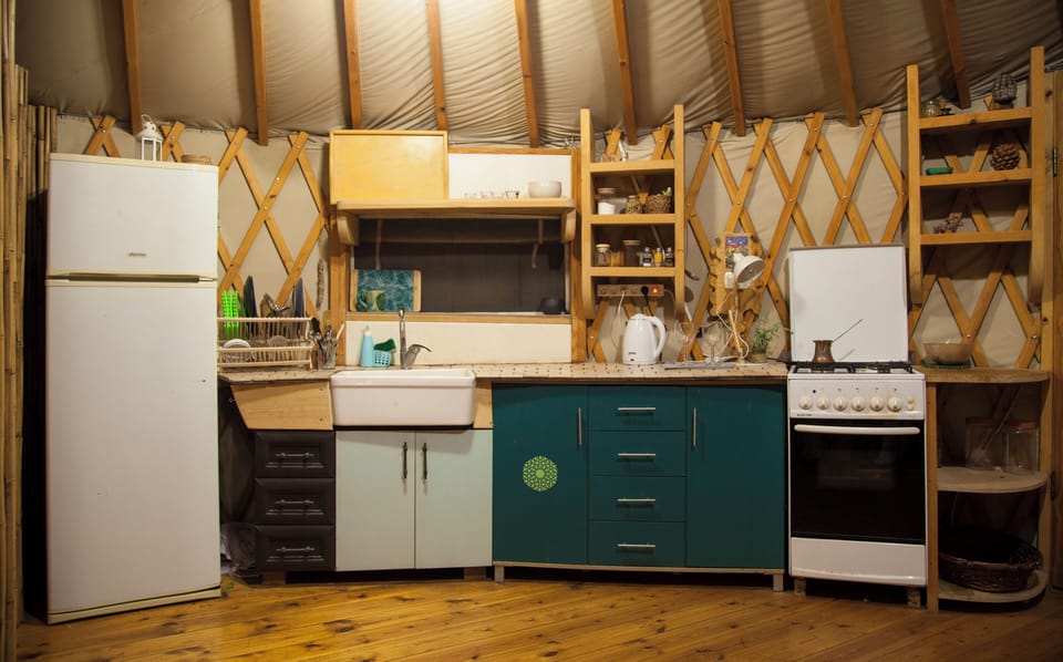 Chalet, 1 Bedroom, Smoking, Balcony | Interior