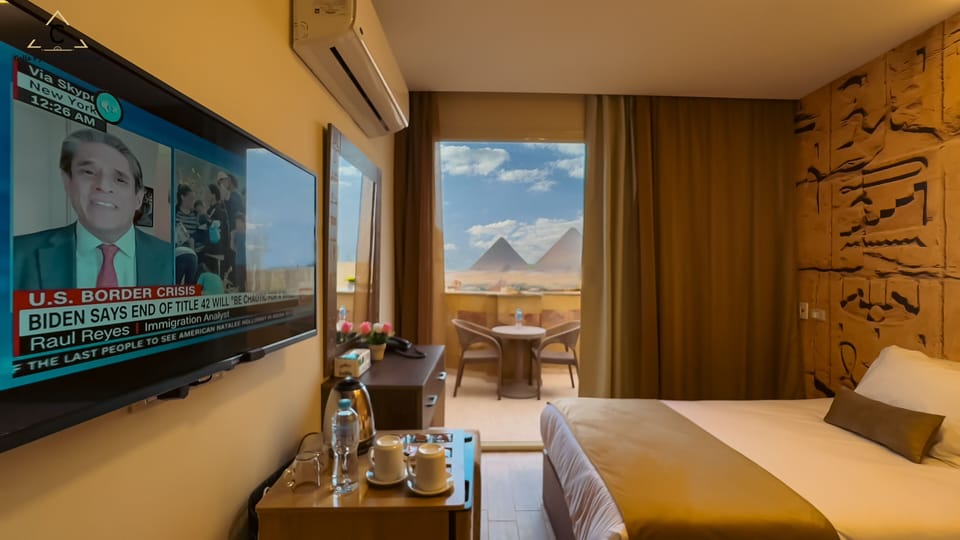 Standard Double or Twin Room | Minibar, individually decorated, desk, soundproofing