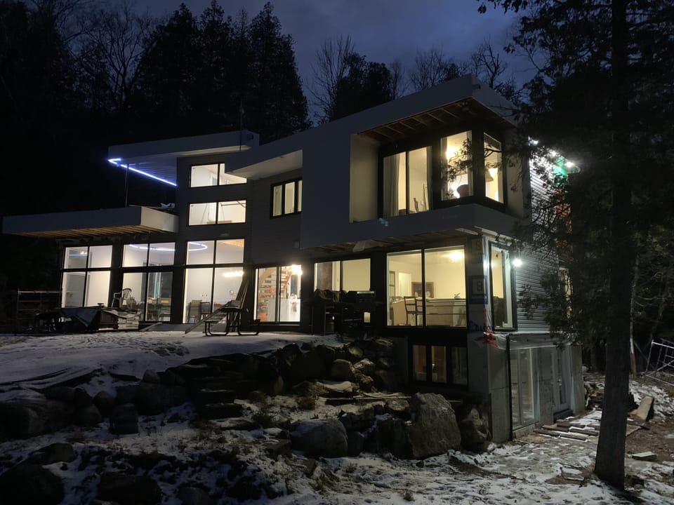 Main Fl -L-R: Living room, Dinning Room, Kitchen, Family room/bedroom 3
