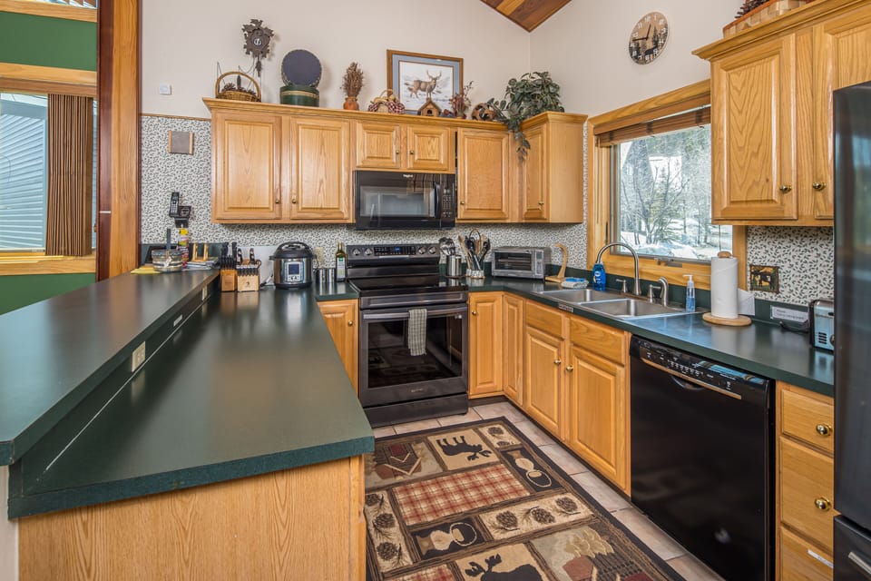 A fully-stocked kitchen for you!