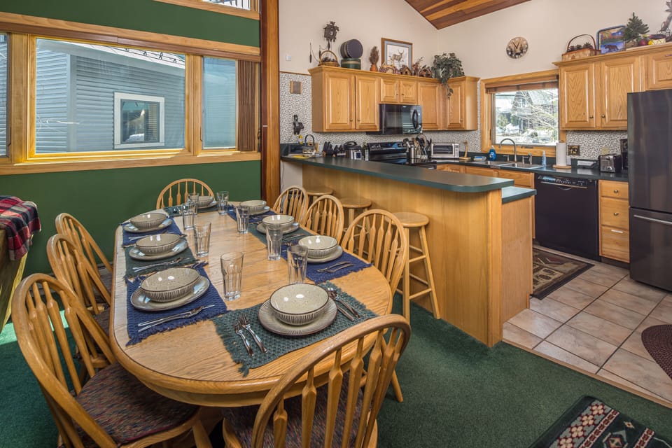 Imagine your family enjoying a home cooked meal around the big table!