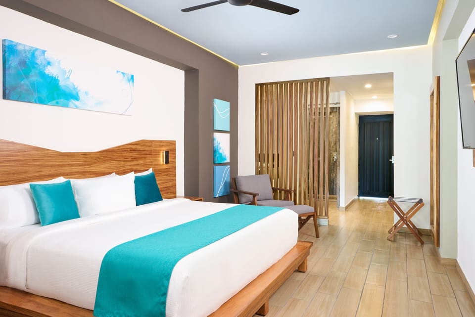 1 bedroom, premium bedding, Tempur-Pedic beds, minibar