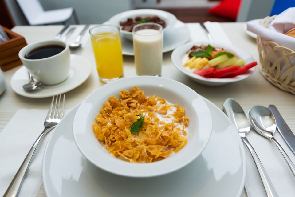Daily English breakfast for a fee