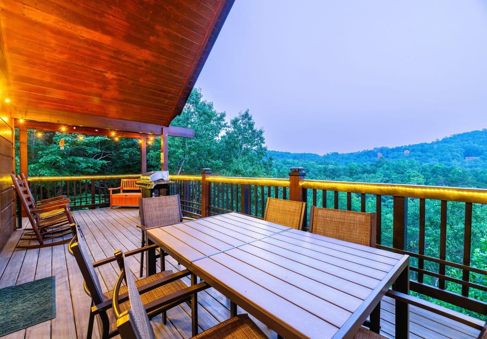 Overlook the amazing mountain view