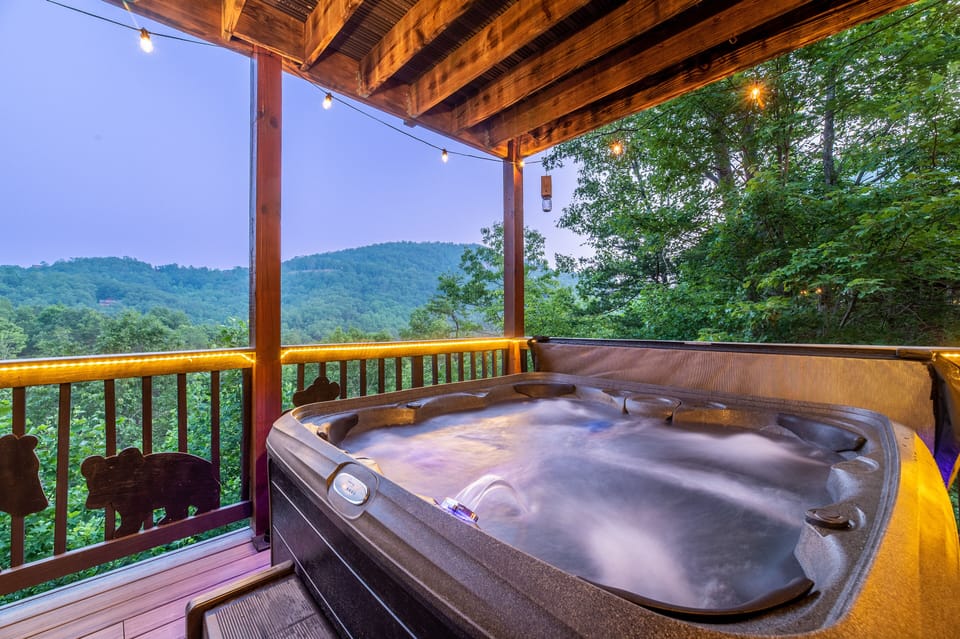 Hot tub with beautiful view