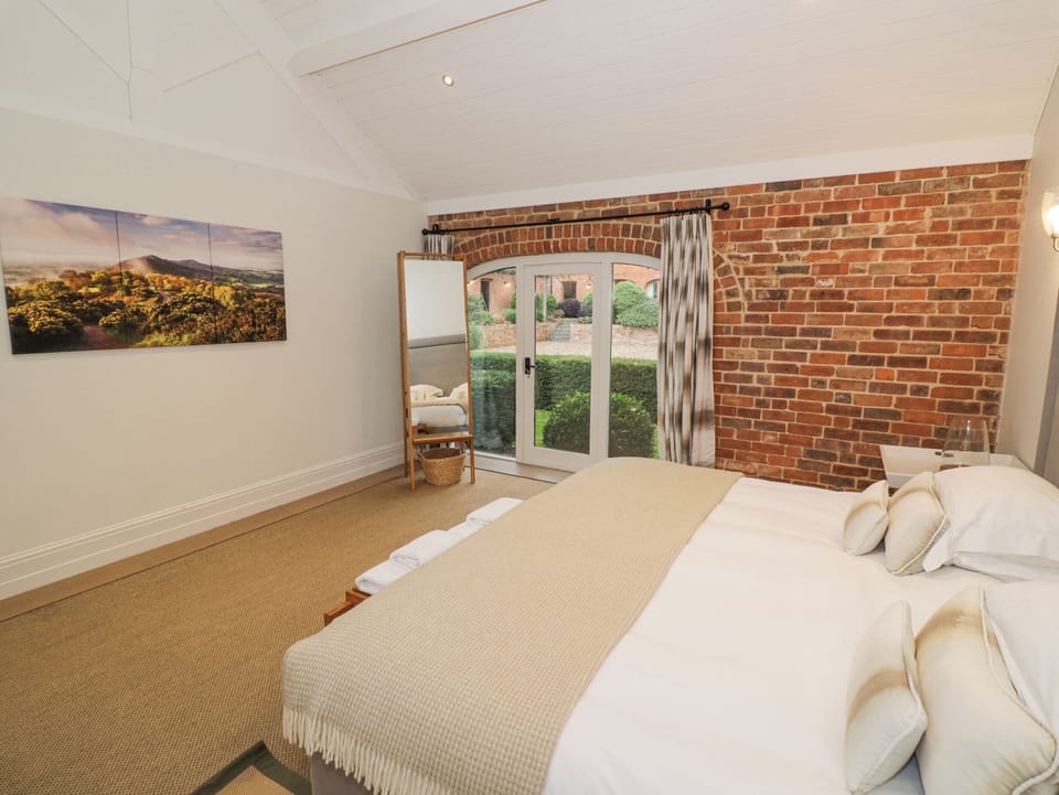 The Piggery Cottage in Malvern Hills District