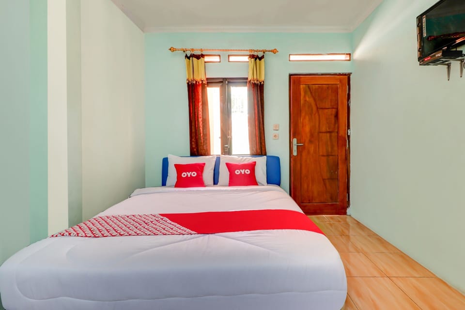 Standard Double Room | WiFi (free), bed sheets