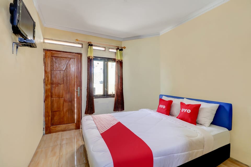 Standard Double Room | WiFi (free), bed sheets