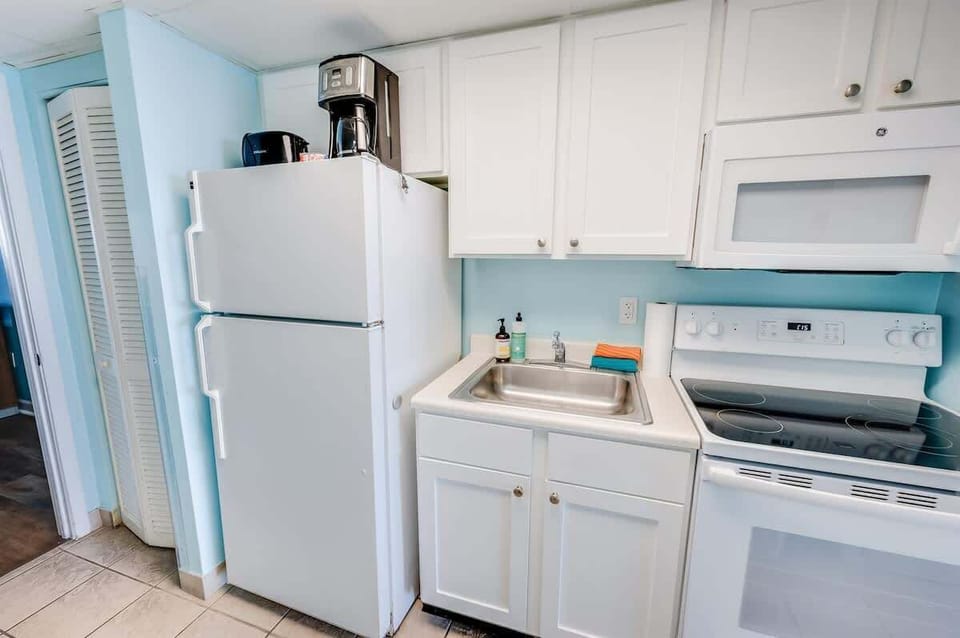 Mini Kitchen