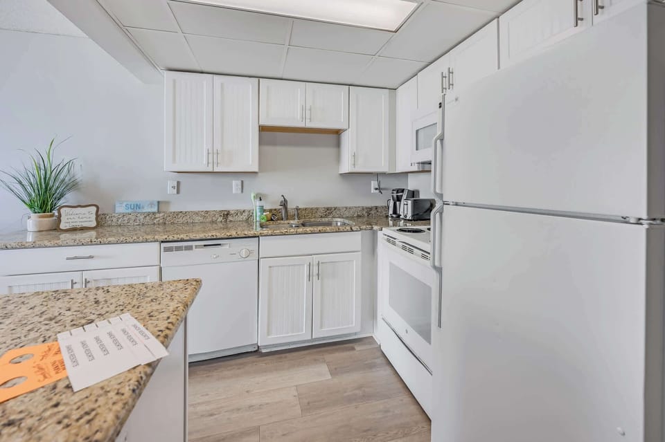 Large Kitchen Area
