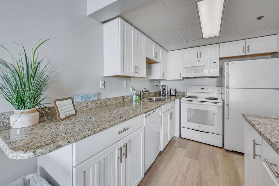 Large Kitchen Area
