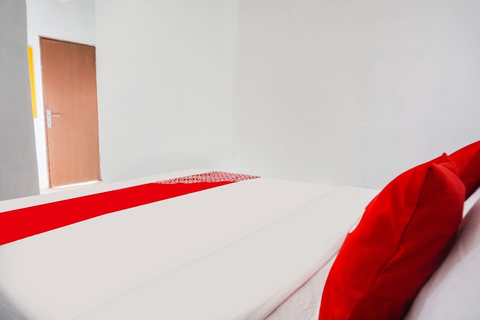 Deluxe Double Room | Desk, laptop workspace, free WiFi, bed sheets