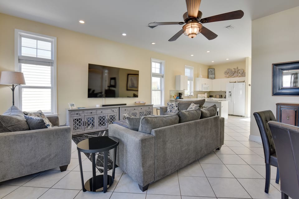 House (4 Bedrooms) | Interior