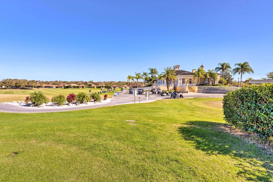 Villa (6 Bedrooms) | Interior