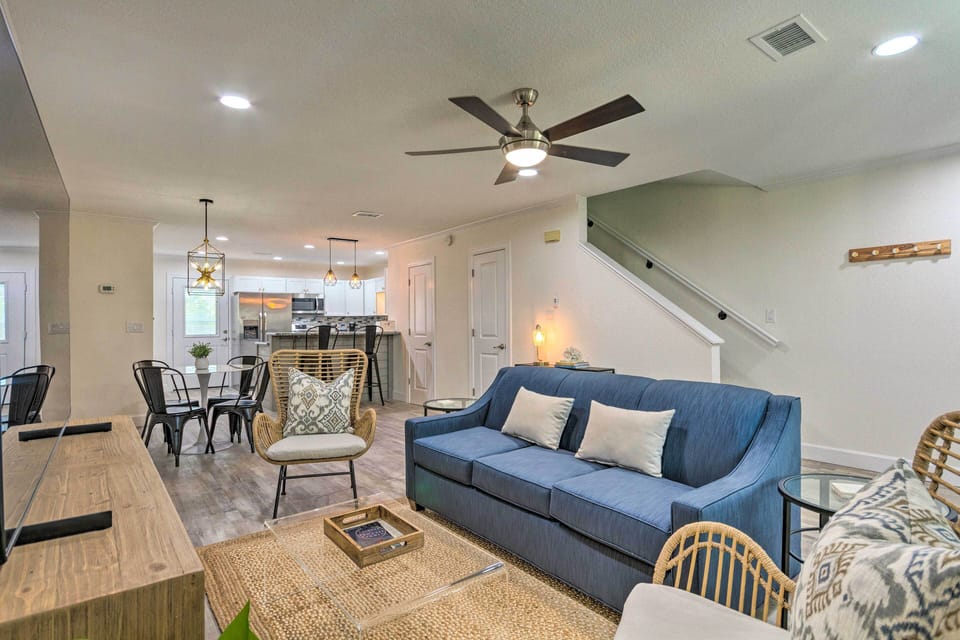 Apartment (2 Bedrooms) | Front of property
