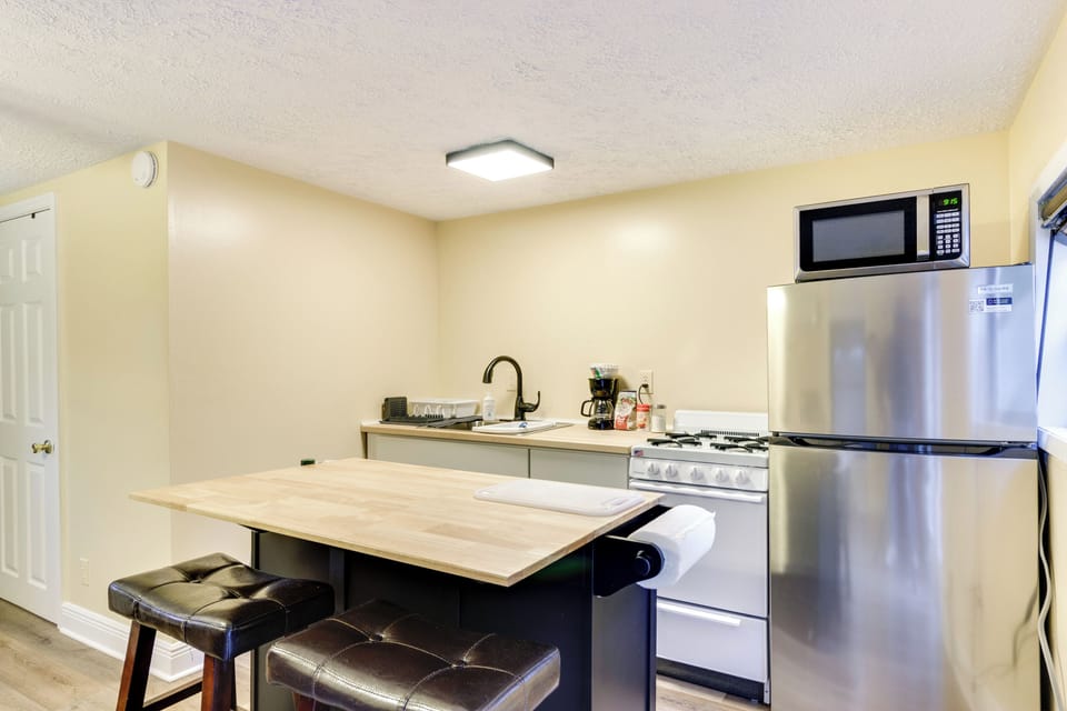 Apartment (0 Bedroom) | Interior