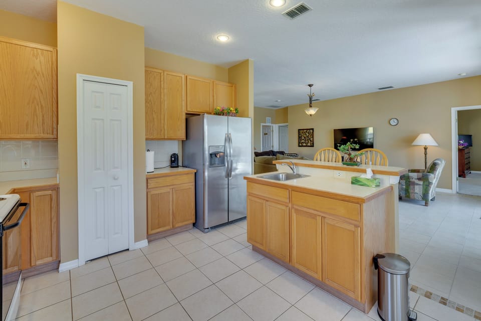 House (4 Bedrooms) | Interior