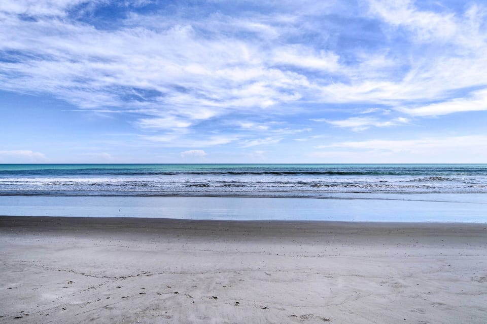 Ocean Sunrises! Beachfront Satellite Beach Condo Apartment in South Patrick Shores