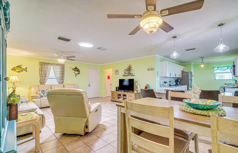 House (3 Bedrooms) | Interior