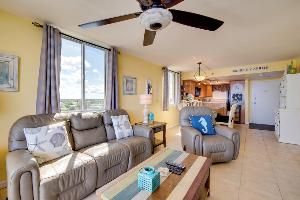 Apartment (2 Bedrooms) | Front of property