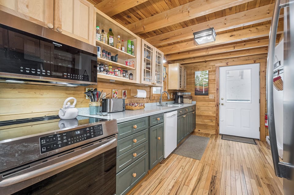 House (2 Bedrooms) | Property amenity