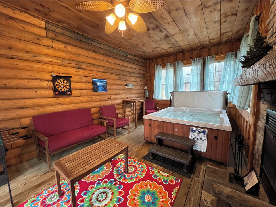 House (2 Bedrooms) | Property amenity