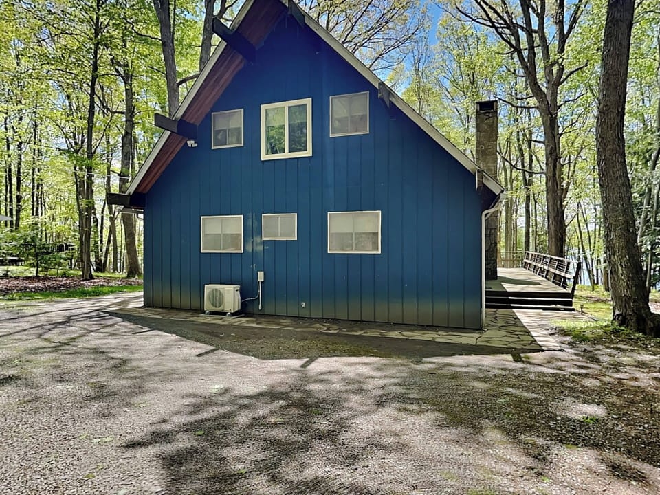 House (3 Bedrooms) | Property amenity