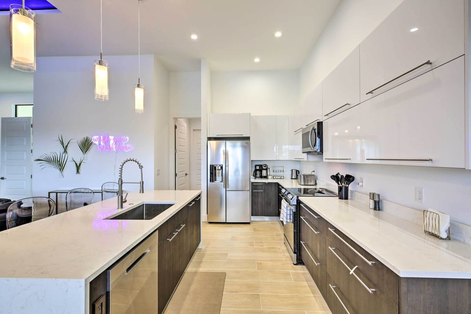 House (4 Bedrooms) | Interior