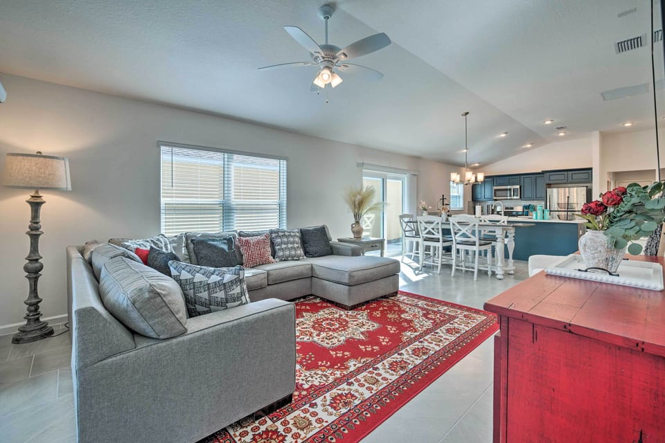 House (3 Bedrooms) | Interior