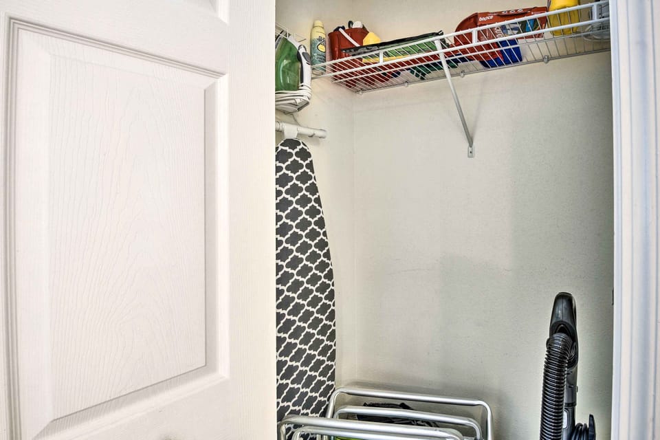Apartment (1 Bedroom) | Interior