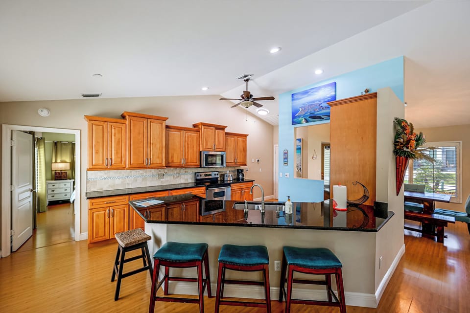 House (3 Bedrooms) | Interior