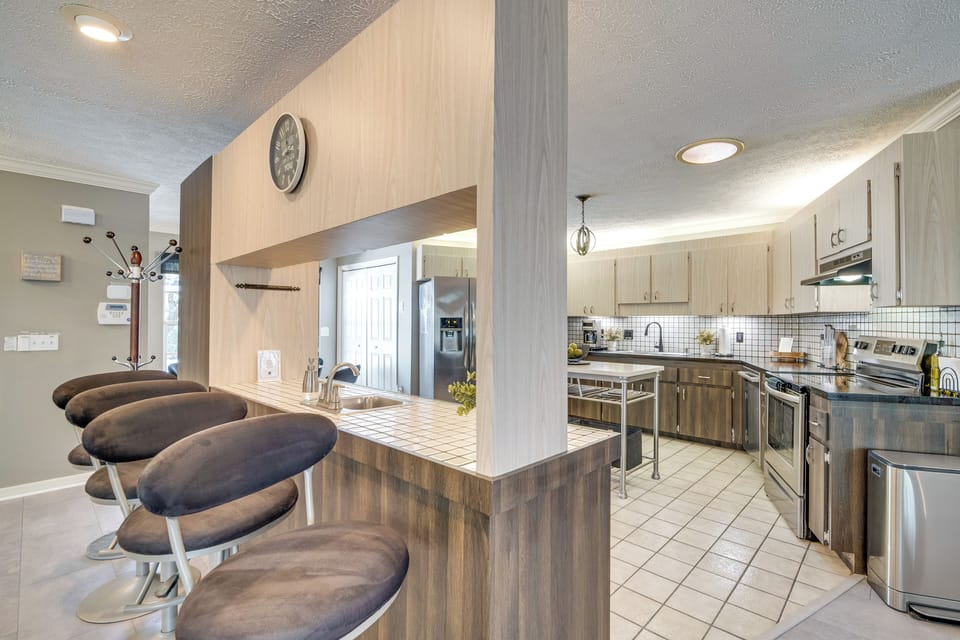 House (3 Bedrooms) | Interior